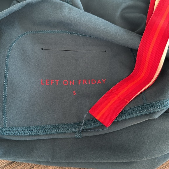 Left on Friday Shorts Small - Picture 5 of 5